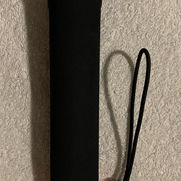 BRAND NEW NEVER USED-GOPRO HERO 11 SPECIAL BUNDLE PACKAGE WITH EXTRA ACC. - Picture 13 of 15